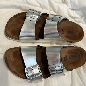 Birkenstock Arizona in silver - size 37